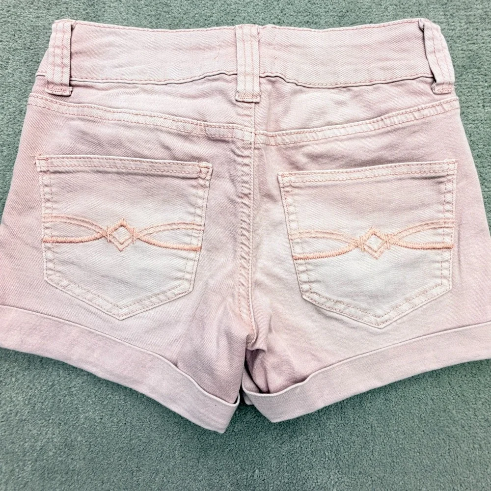Mudd FLX Stretch Denim Womens Size 1 Jean Shorts Faded Pink Embellished Pockets